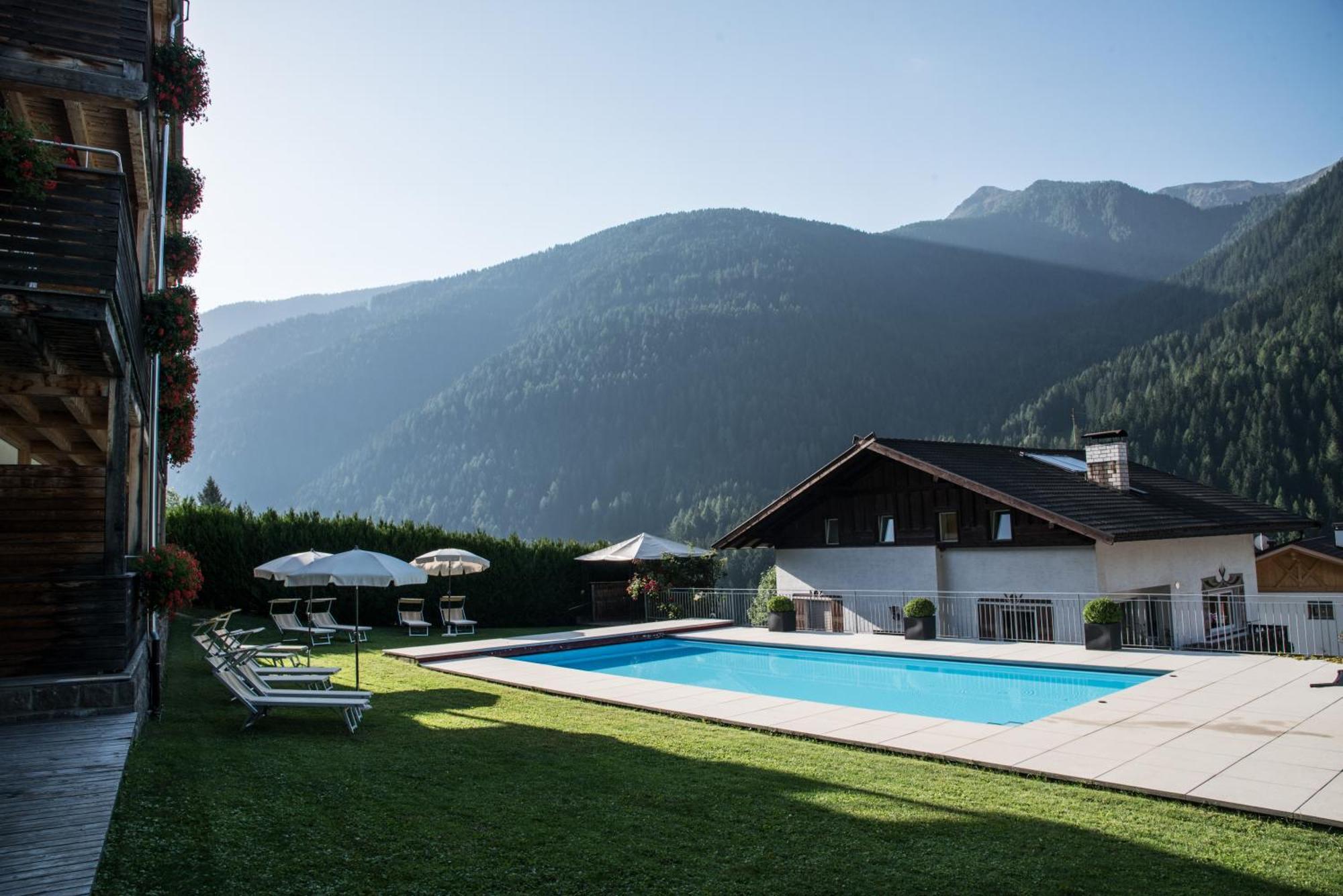 Kreativ Hotel Landhaus Schweigl Ultimo Exterior foto